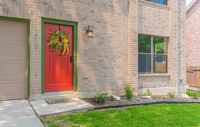 3-bedroom rental at 2207 Opal Creek Dr in San Antonio, TX — photo 3