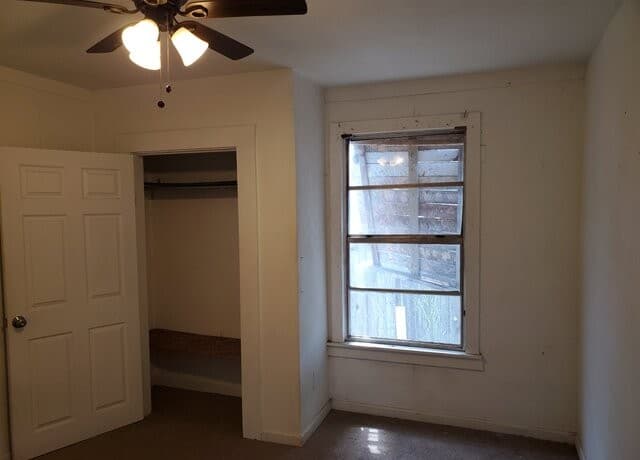 2-bedroom rental at 616 Albert in San Antonio, TX — photo 4