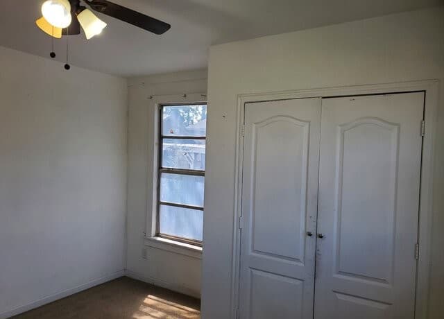 2-bedroom rental at 616 Albert in San Antonio, TX — photo 5