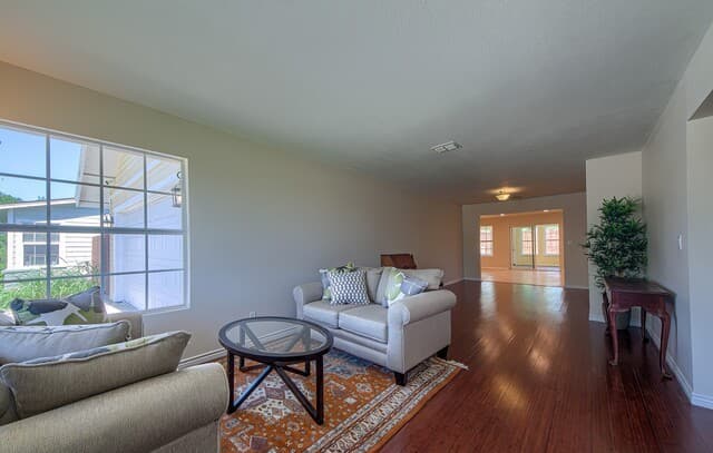 4-bedroom rental at 607 Rexford Dr in San Antonio, TX — photo 1
