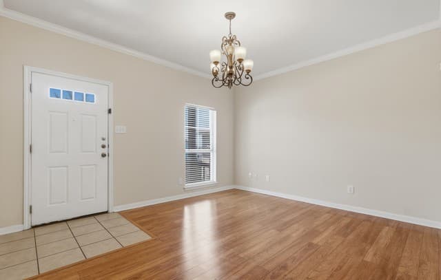 4-bedroom rental at 13106 Vegas Vw in San Antonio, TX — photo 2