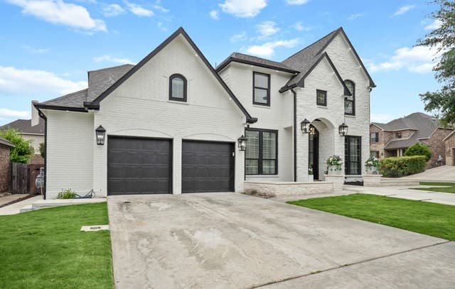 5-bedroom rental at 25519 Stormy Rock in San Antonio, TX — photo 1