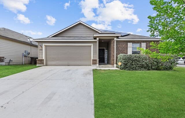 3-bedroom rental at 5403 Pearl Vly in San Antonio, TX — photo 1