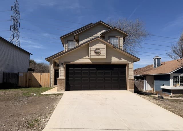3-bedroom rental at 12063 Stoney Summit in San Antonio, TX — photo 1