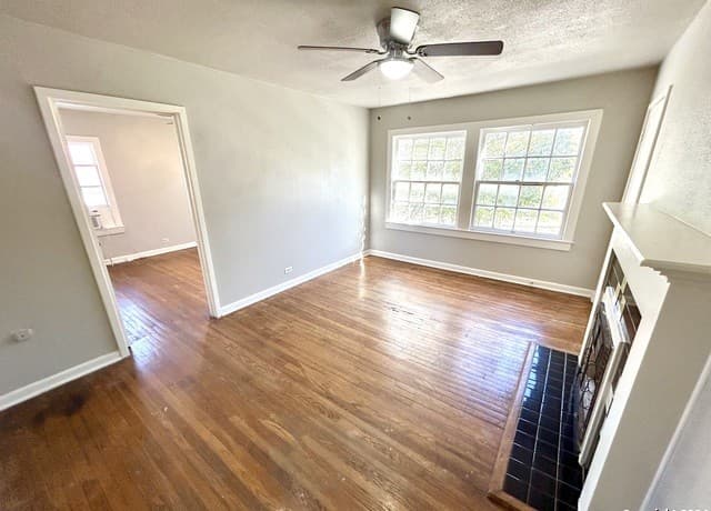 1-bedroom rental at 425 Maverick Street Unit 8 in San Antonio, TX — photo 4