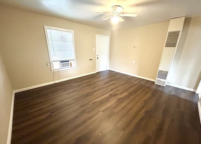 2-bedroom rental at 218 La Manda in San Antonio, TX — photo 5