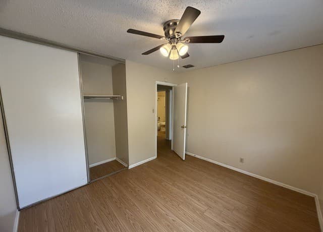 3-bedroom rental at 11814 Ocean Spgs in San Antonio, TX — photo 4