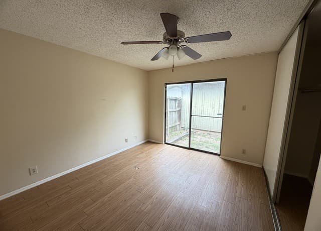 3-bedroom rental at 11814 Ocean Spgs in San Antonio, TX — photo 5