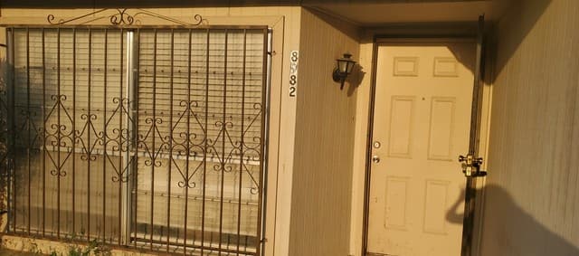 3-bedroom rental at 8982 Old Sky in San Antonio, TX — photo 3