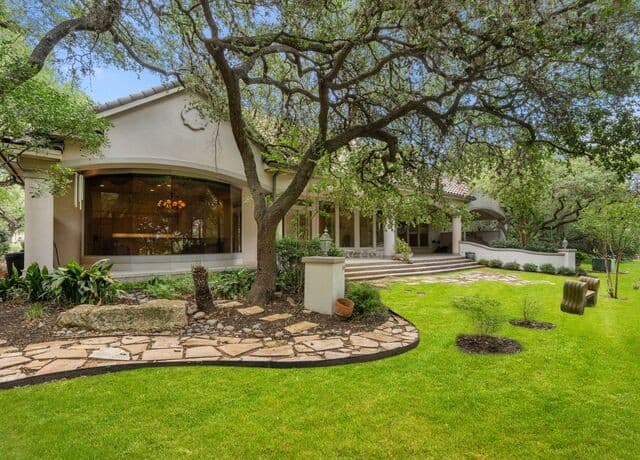 3-bedroom rental at 43 Champions Lane in San Antonio, TX — photo 5