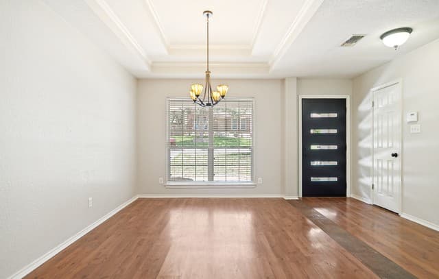 3-bedroom rental at 4330 Knollbluff in San Antonio, TX — photo 5