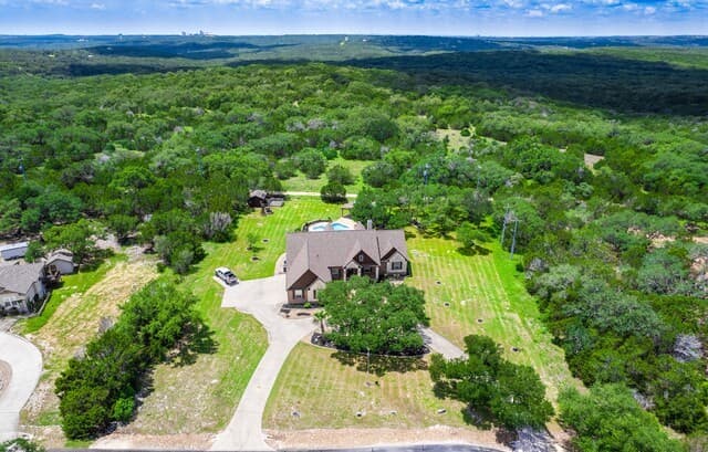 4-bedroom rental at 24607 Ripple Way in San Antonio, TX — photo 2