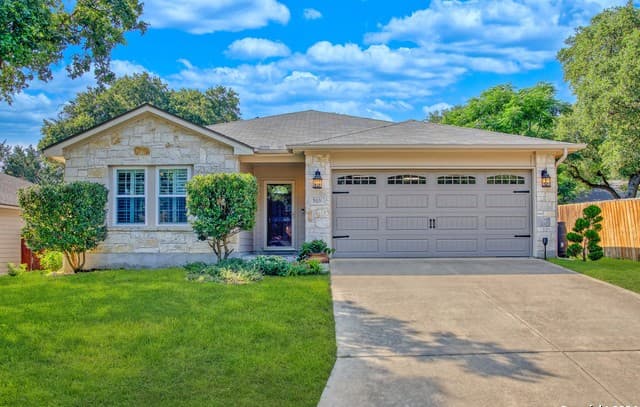 4-bedroom rental at 9631 Fallen Willow in San Antonio, TX — photo 1
