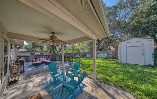 4-bedroom rental at 9631 Fallen Willow in San Antonio, TX — photo 3