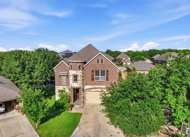 4-bedroom rental at 117 Retama Rd in Boerne, TX — photo 1
