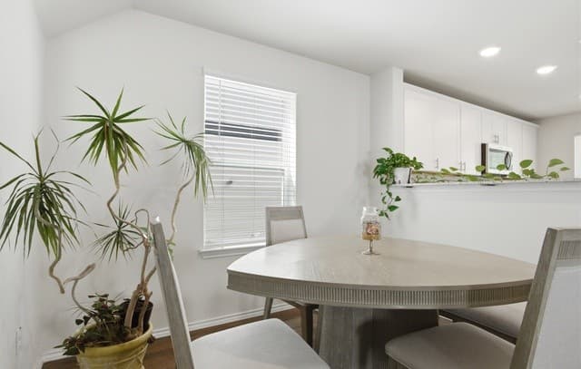 4-bedroom rental at 11727 Grey Fox in San Antonio, TX — photo 5