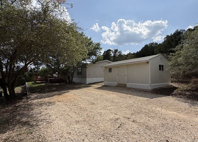 4-bedroom rental at 107 Starview CT in Boerne, TX — photo 1