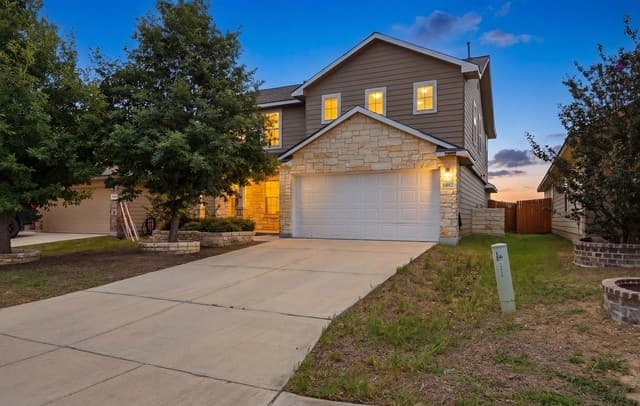 4-bedroom rental at 14012 Shivers Cv in San Antonio, TX — photo 1