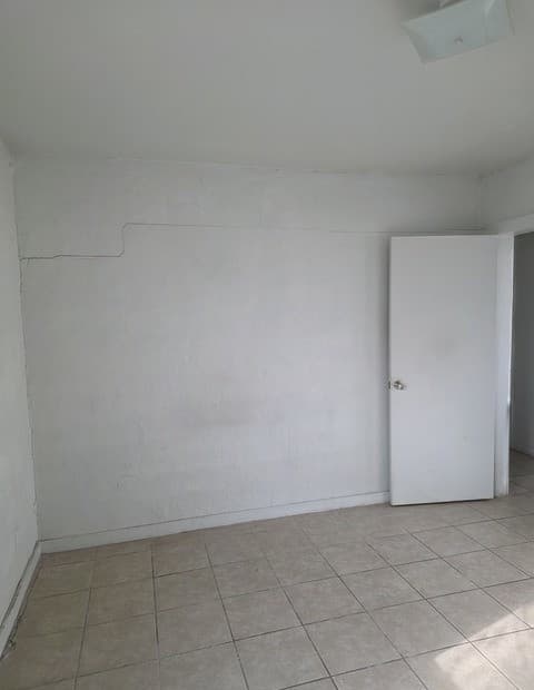 3-bedroom rental at 211 Dowman St in Schertz, TX — photo 5