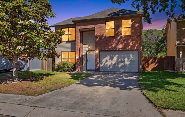 4-bedroom rental at 7739 Alverstone Way in San Antonio, TX — photo 1