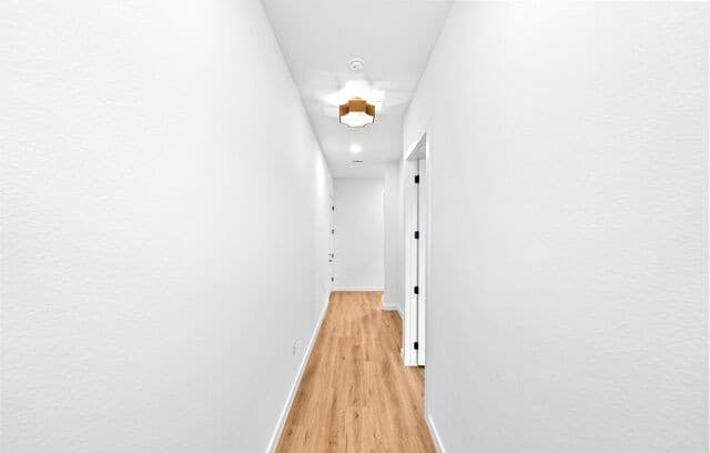 4-bedroom rental at 114 San Antonio Blvd in San Antonio, TX — photo 4