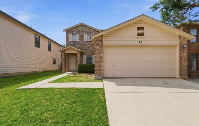 3-bedroom rental at 43 Longleaf Coral in San Antonio, TX — photo 1
