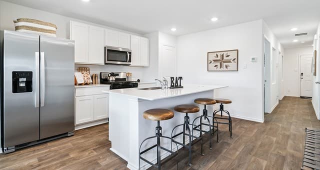 4-bedroom rental at 2052 Giant Cactus in San Antonio, TX — photo 1