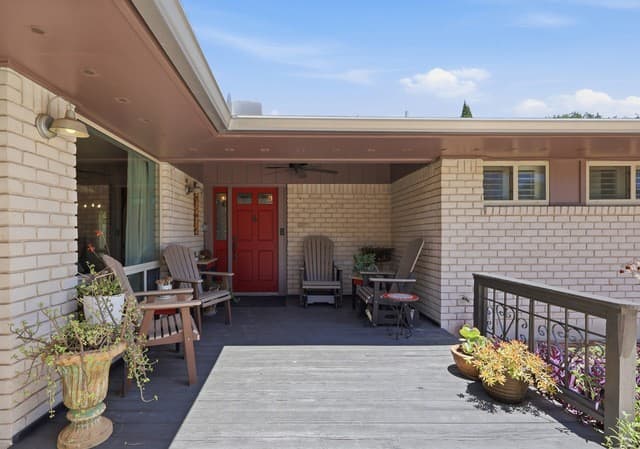 3-bedroom rental at 219 Summertime in San Antonio, TX — photo 4