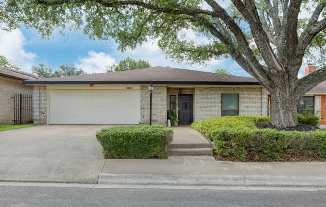 3-bedroom rental at 5822 Northgap in Windcrest, TX — photo 1