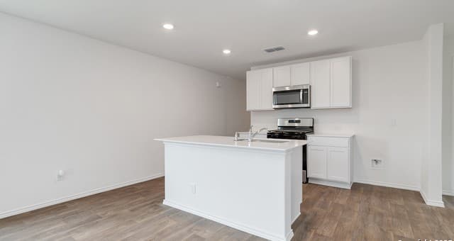 3-bedroom rental at 4238 Marjoram Landing in Von Ormy, TX — photo 2