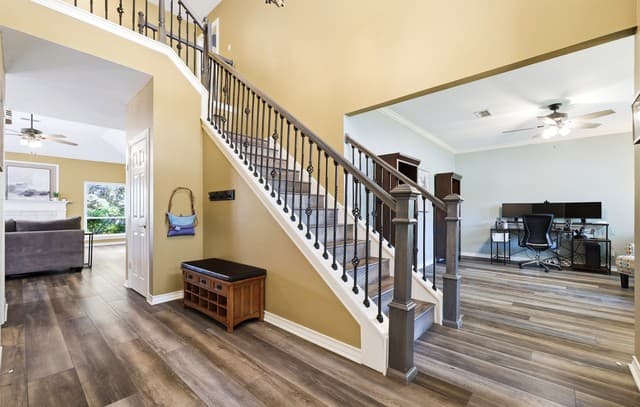 4-bedroom rental at 1426 Fawn Hvn in San Antonio, TX — photo 4