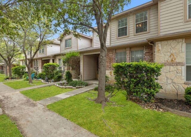3-bedroom rental at 2524 Grayson Cir in San Antonio, TX — photo 5