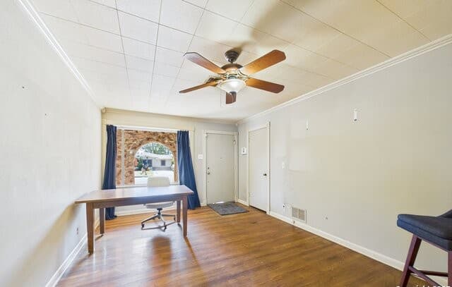 3-bedroom rental at 235 Lively in San Antonio, TX — photo 4