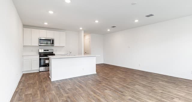 3-bedroom rental at 2060 Giant Cactus in San Antonio, TX — photo 5