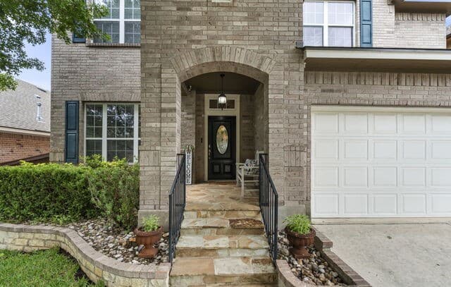 4-bedroom rental at 25019 Buttermilk Ln in San Antonio, TX — photo 2