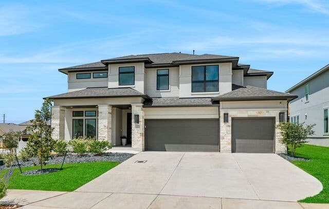 5-bedroom rental at 402 Fandango in Boerne, TX — photo 2