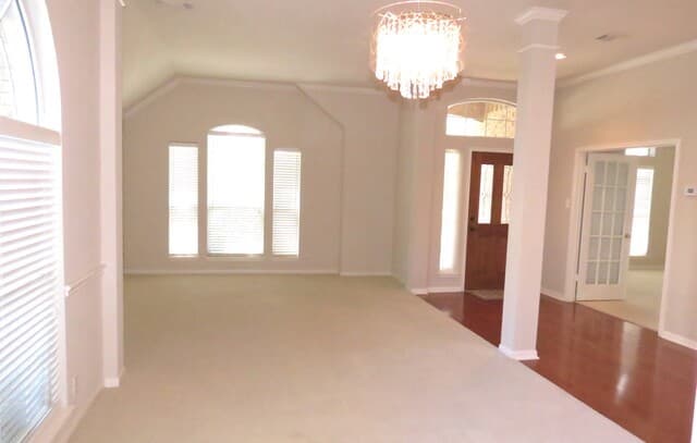 4-bedroom rental at 14 Grogans Mill Dr in San Antonio, TX — photo 4
