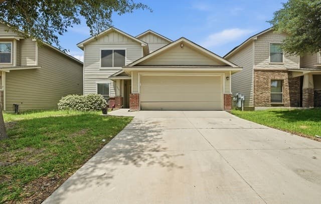 3-bedroom rental at 5919 Cielo Rnch in San Antonio, TX — photo 1