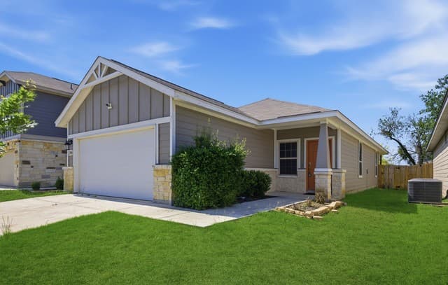 3-bedroom rental at 3506 Hacienda Way in San Antonio, TX — photo 1