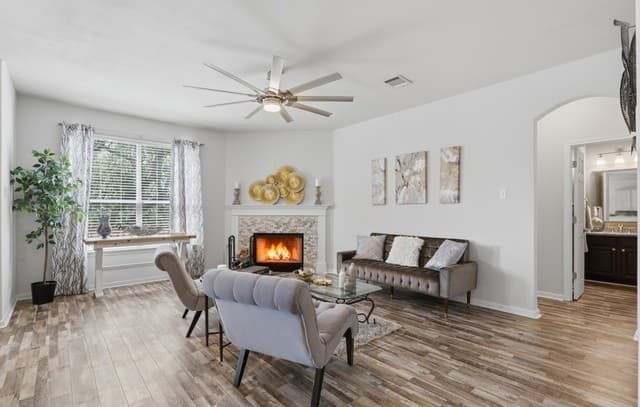 4-bedroom rental at 3638 Pinyon Pne in San Antonio, TX — photo 2