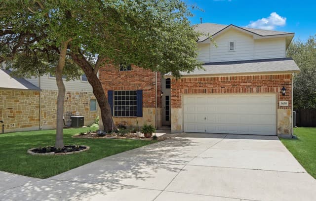 4-bedroom rental at 3638 Pinyon Pne in San Antonio, TX — photo 5