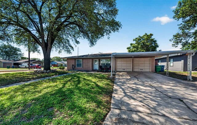 3-bedroom rental at 486 Hialeah in San Antonio, TX — photo 3