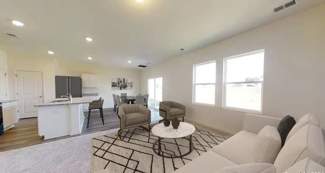 3-bedroom rental at 931 Dankworth in San Antonio, TX — photo 4