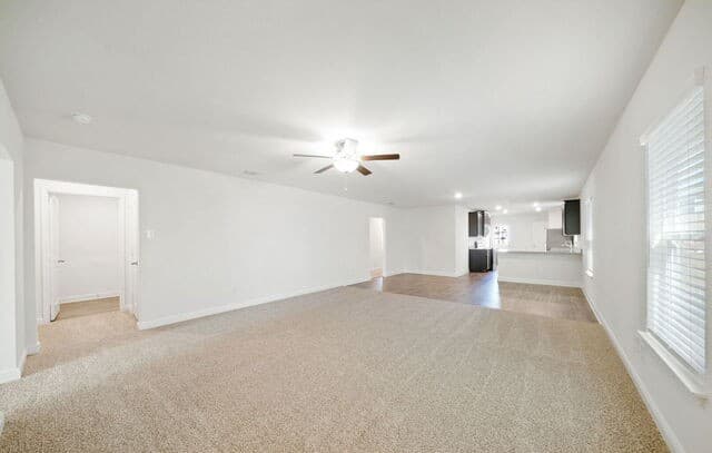 4-bedroom rental at 7326 Sharma Vly in San Antonio, TX — photo 2