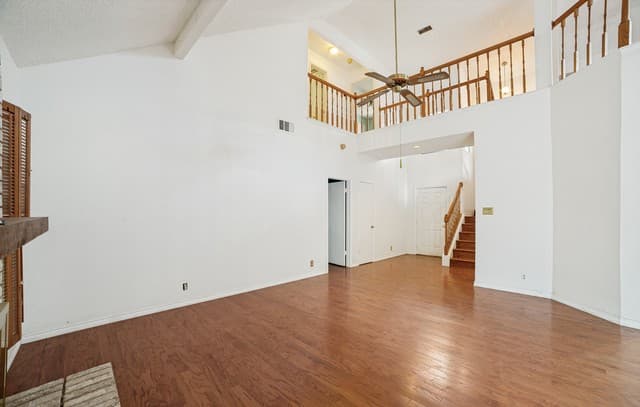 3-bedroom rental at 9502 Coolbrook in San Antonio, TX — photo 4