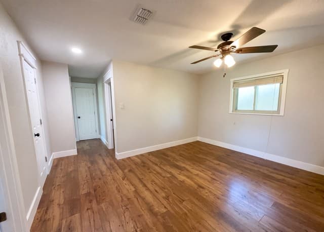 4-bedroom rental at 15422 Geronimo Loop in San Antonio, TX — photo 4