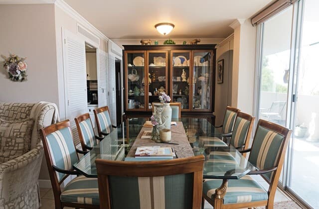 1-bedroom rental at 7039 San Pedro Ave Unit 203 in San Antonio, TX — photo 2