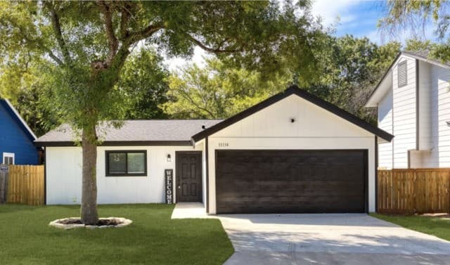 3-bedroom rental at 13134 Turkey feather dr in San Antonio, TX — photo 2