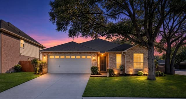 4-bedroom rental at 13127 Forum Rd in Universal City, TX — photo 1