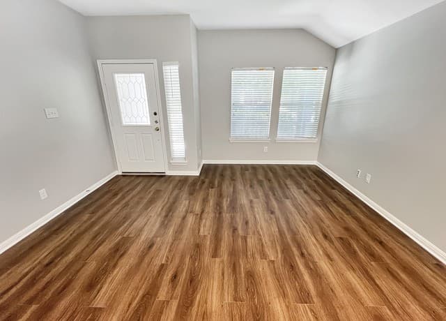 3-bedroom rental at 9242 Mare Country in San Antonio, TX — photo 5